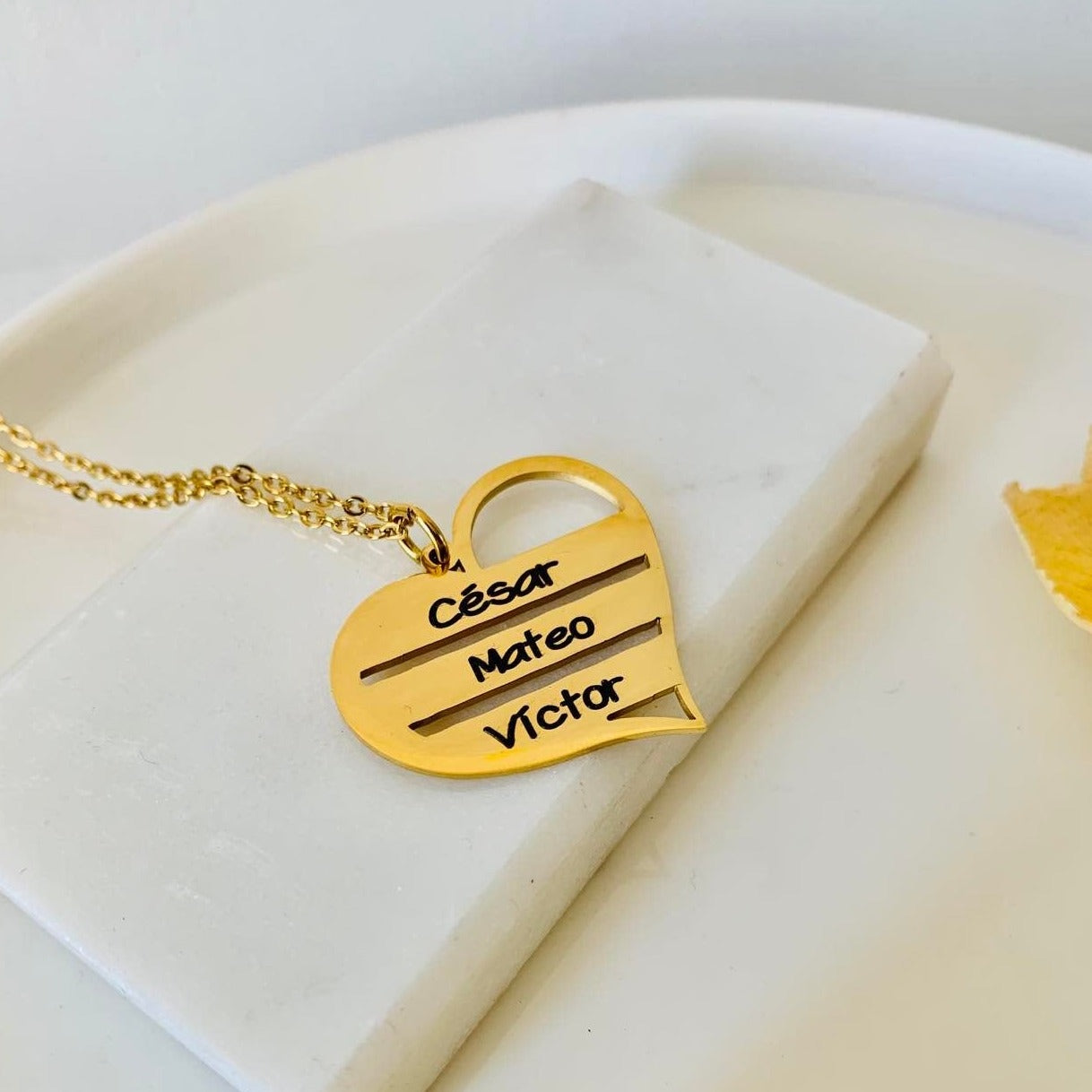 Collar Honey