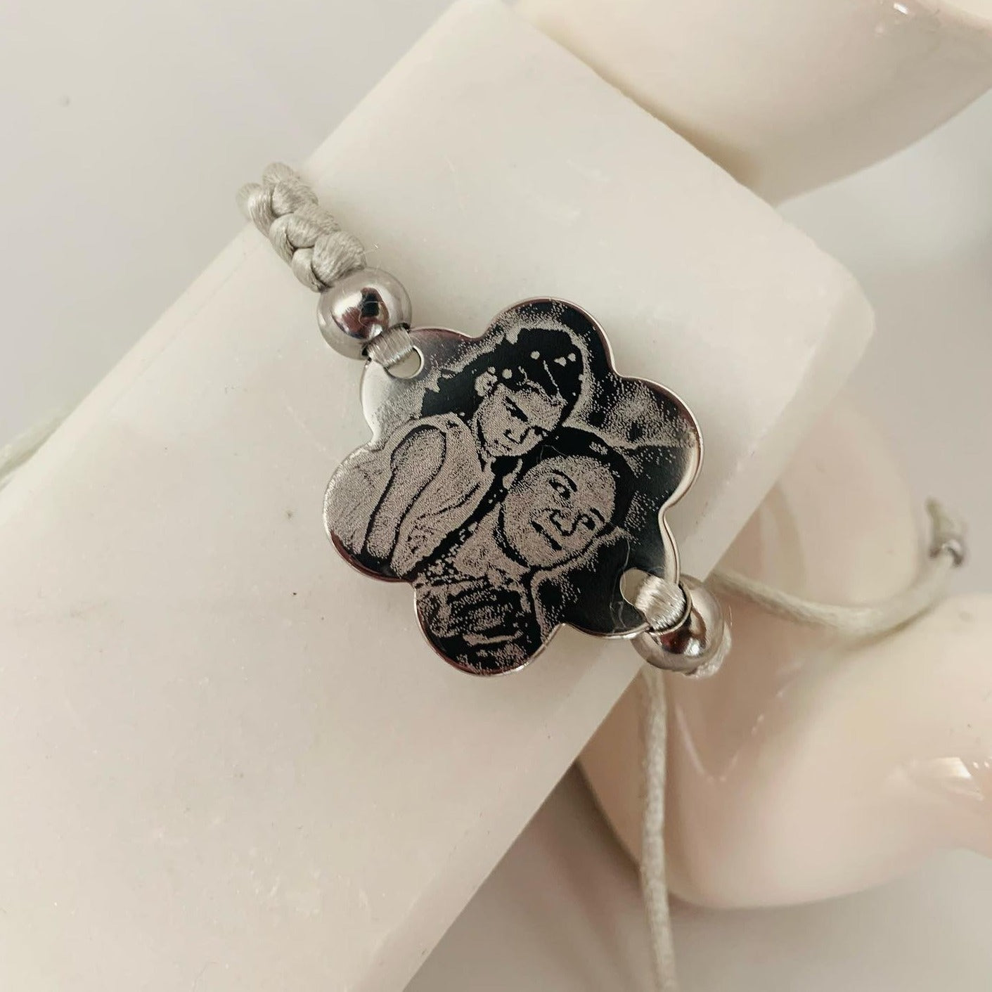 Hilo dije (fotografía)