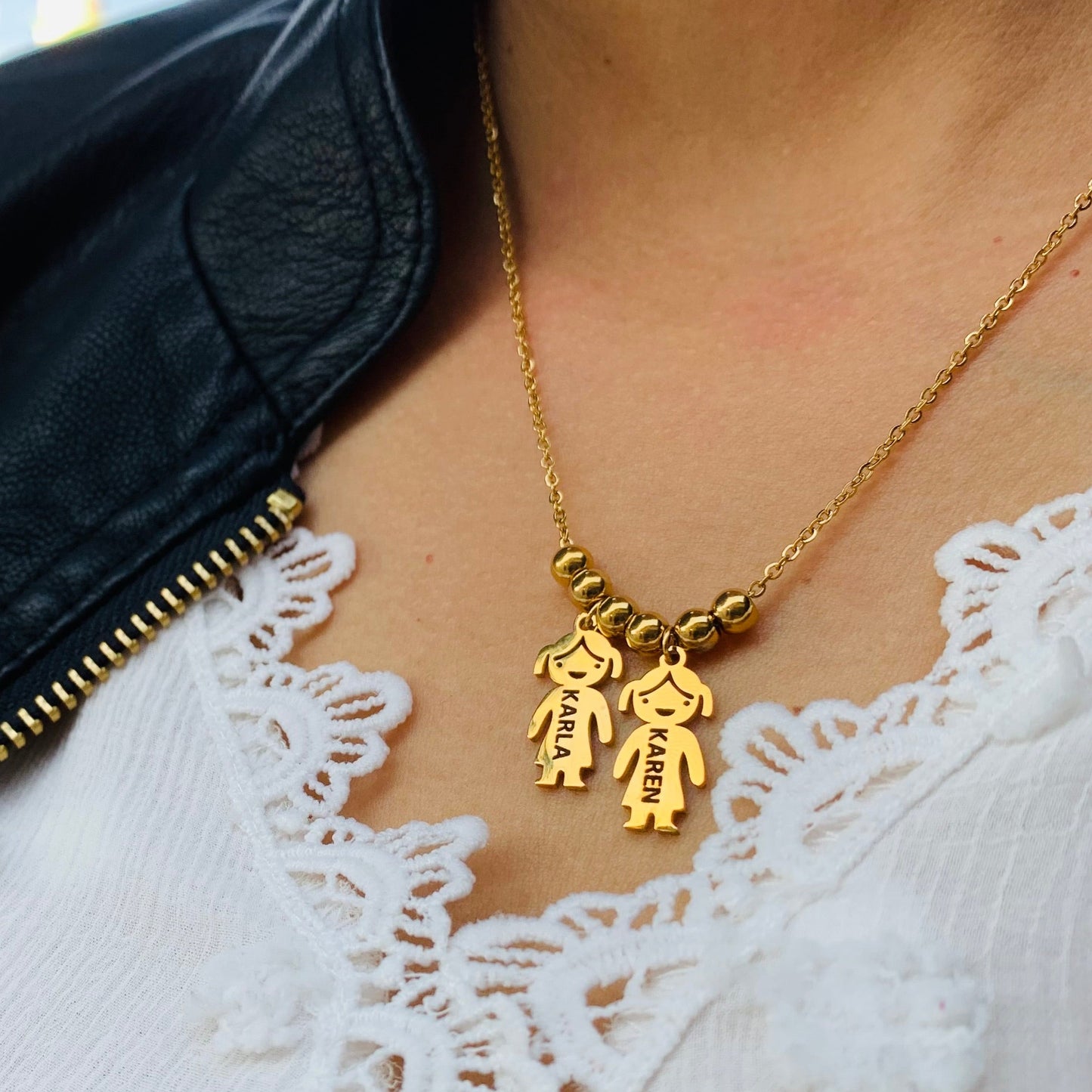Collar Niño-Niña Dorado
